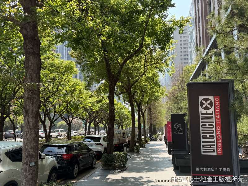 包括Valcucine、 Boffi、Poggenpohl等頂級廚具品牌皆爭相插旗台中七期。(圖／記者莊亞築攝)