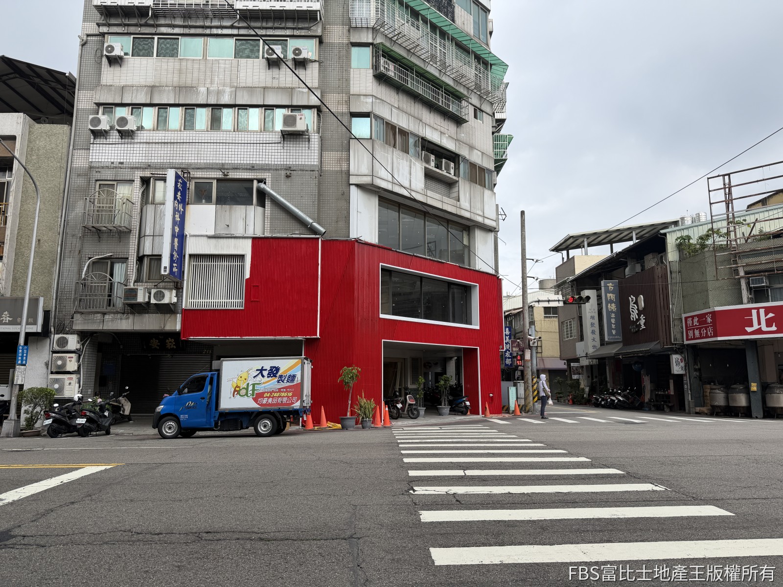 無畏租金漲三成 新品牌勇敢接手九初創始店
